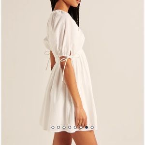 Abercrombie Textured Puff Sleeve Babydoll Mini Dres New with Tags, Never worn